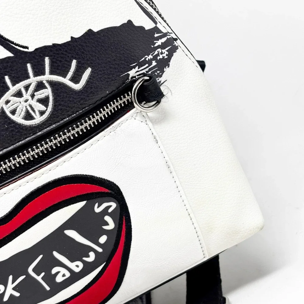 Danielle Nicole Disney Cruella De Vil Look‎ Fabulous Mini Backpack Black White - Picture 4 of 15